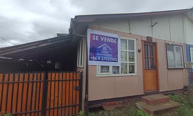 SE VENDE AMPLIA CASA EN FRUTILLAR ALTO