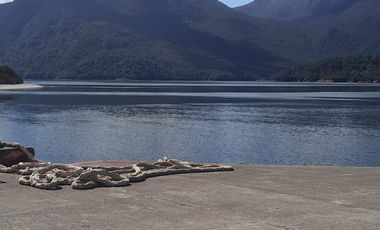 CASA Y TERRENO PUERTO RAUL MARIN BALMACEDA