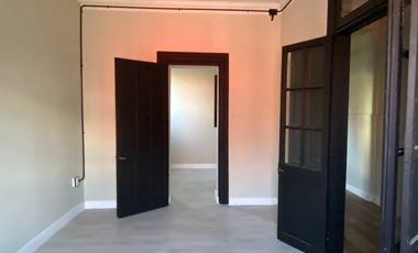 ARRIENDO CASA EN SANTIAGO CENTRO