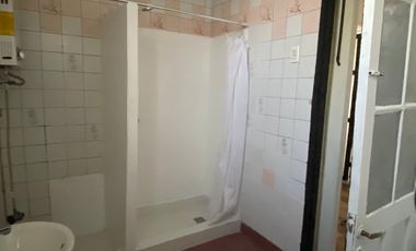 ARRIENDO CASA EN SANTIAGO CENTRO