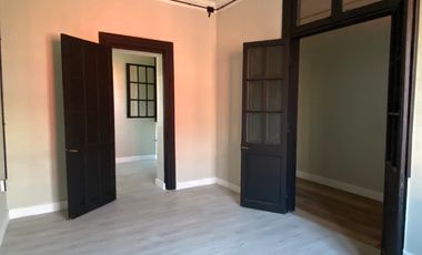 ARRIENDO CASA EN SANTIAGO CENTRO