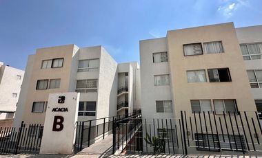 RENTA DEPARTAMENTO AMUEBLADO PRIVALIA CERCA JURIQUILLA ALTOZANO ANTEA ESCUELAS