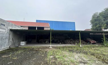 komersial pusat mojokerto gajahmada