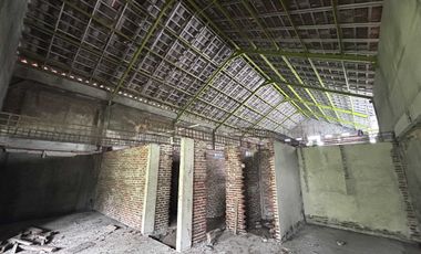 komersial pusat mojokerto gajahmada