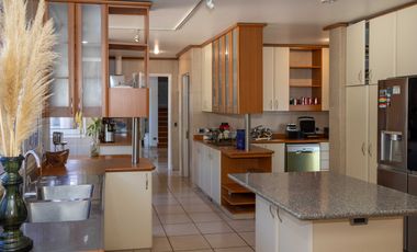 Casa en arriendo en LAS CONDES