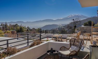 Casa en arriendo en LAS CONDES