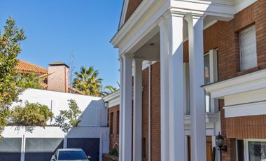 Casa en arriendo en LAS CONDES