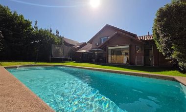 Casa en Venta en Av. Los Fresnos