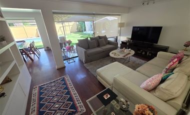 Casa en Venta en Av. Los Fresnos