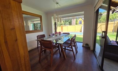 Casa en Venta en Av. Los Fresnos