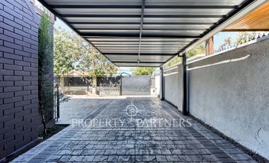 Preciosa casa en venta en Ñuñoa. Estilo inglés remodelada.