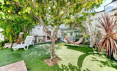 Preciosa casa en venta en Ñuñoa. Estilo inglés remodelada.