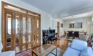 Preciosa casa en venta en Ñuñoa. Estilo inglés remodelada.