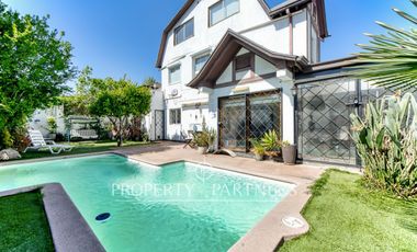 Preciosa casa en venta en Ñuñoa. Estilo inglés remodelada.