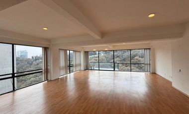 Se renta departamento en Bosques de Las Lomas (N)