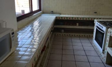 QUINTA RESIDENCIAL TEQUES  con acceso al lago