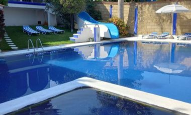 QUINTA RESIDENCIAL TEQUES  con acceso al lago