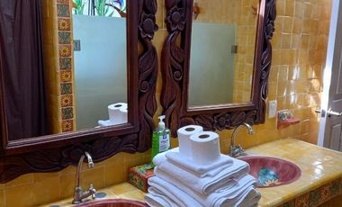 QUINTA RESIDENCIAL TEQUES  con acceso al lago