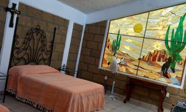 QUINTA RESIDENCIAL TEQUES  con acceso al lago