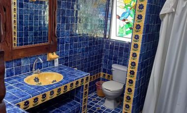 QUINTA RESIDENCIAL TEQUES  con acceso al lago