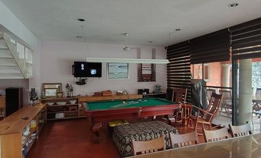 785m² Casa Con Alberca en Fraccionamiento al Oriente de Cuernavaca, JIUTEPEC