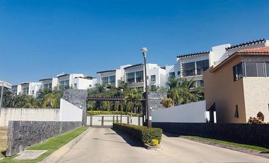 AMUEBLADO Y EQUIPADO EN EXCLUSIVO FRACCIONAMIENTO..