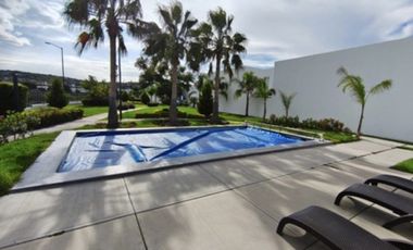 Departamento en Venta en Querétaro | 2 Recámaras · Alberca · Conjunto Privado