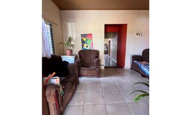 Amplia Vivienda a la Venta en Alto Boquete