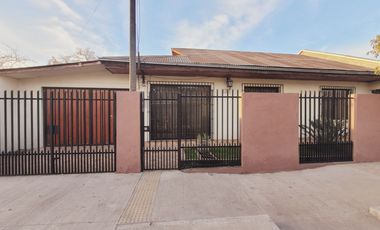 Casa Las Nevadas 160mt, 3 Dorm Amplios, 2 B, 2 Estac, Bodega