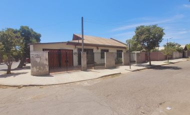 Casa Las Nevadas 160mt, 3 Dorm Amplios, 2 B, 2 Estac, Bodega