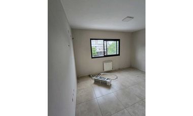 Nuevo Urca! Housing 3 dorm, galeria,  patio! Excelente!