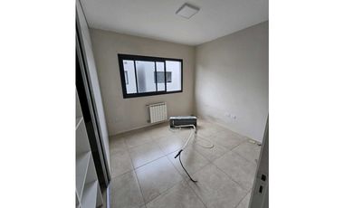 Nuevo Urca! Housing 3 dorm, galeria,  patio! Excelente!