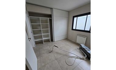 Nuevo Urca! Housing 3 dorm, galeria,  patio! Excelente!