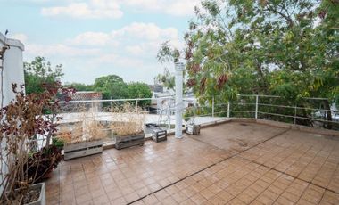 CASA en VENTA - PH-  Barrio Fomento 9 de Julio