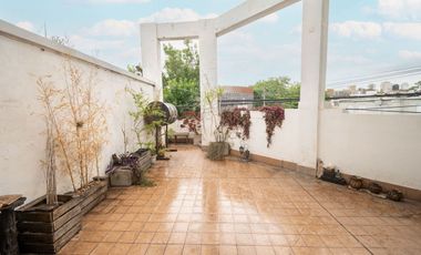 CASA en VENTA - PH-  Barrio Fomento 9 de Julio