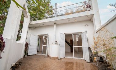 CASA en VENTA - PH-  Barrio Fomento 9 de Julio