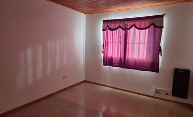MUY BUEN DEPARTAMENTO DE 1 DORMITORIO PRÓXIMO AL CENTRO DE ESQUEL