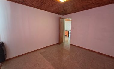 MUY BUEN DEPARTAMENTO DE 1 DORMITORIO PRÓXIMO AL CENTRO DE ESQUEL