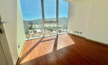 Calle Limache, Viña del Mar. Moderna Oficina.