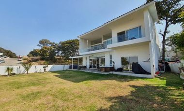Casa en renta en Rancho San Juan excelente vista y ubicación