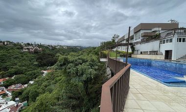 Espectacular casa en Cuernavaca con hermosa vista y seguridad 24/7