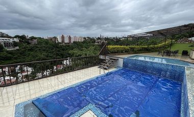 Espectacular casa en Cuernavaca con hermosa vista y seguridad 24/7