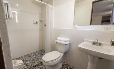 Edificio operando como Hotel en Zona industrial/comercial de Cuernavaca