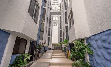 Edificio operando como Hotel en Zona industrial/comercial de Cuernavaca