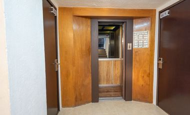 Edificio operando como Hotel en Zona industrial/comercial de Cuernavaca