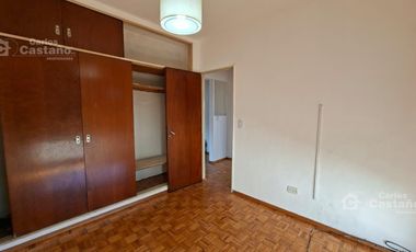 Depto. 3 Amb. al Lateral, Muy Luminoso a 1/c de Av. Maipú