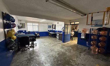 VENTA PREDIO URBANO / USO INDUSTRIA, OFICINAS, CASA HABIT. EN COL. VISTA HERMOSA