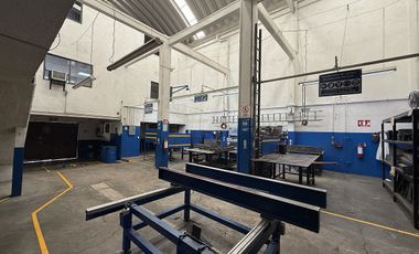 VENTA PREDIO URBANO / USO INDUSTRIA, OFICINAS, CASA HABIT. EN COL. VISTA HERMOSA