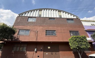 VENTA PREDIO URBANO / USO INDUSTRIA, OFICINAS, CASA HABIT. EN COL. VISTA HERMOSA