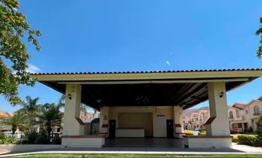 CASA EN RENTA AMUEBLADA EN ALTA CALIFORNIA